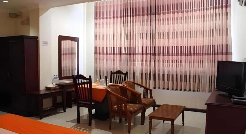 Hotel Dynasty Tarakan Zewnętrze zdjęcie