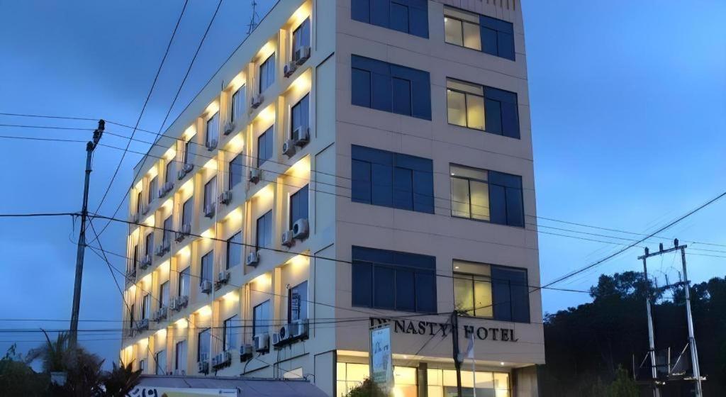 Hotel Dynasty Tarakan Zewnętrze zdjęcie